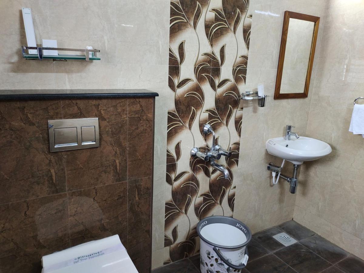 John Towers Hotel Тирунелвели Екстериор снимка