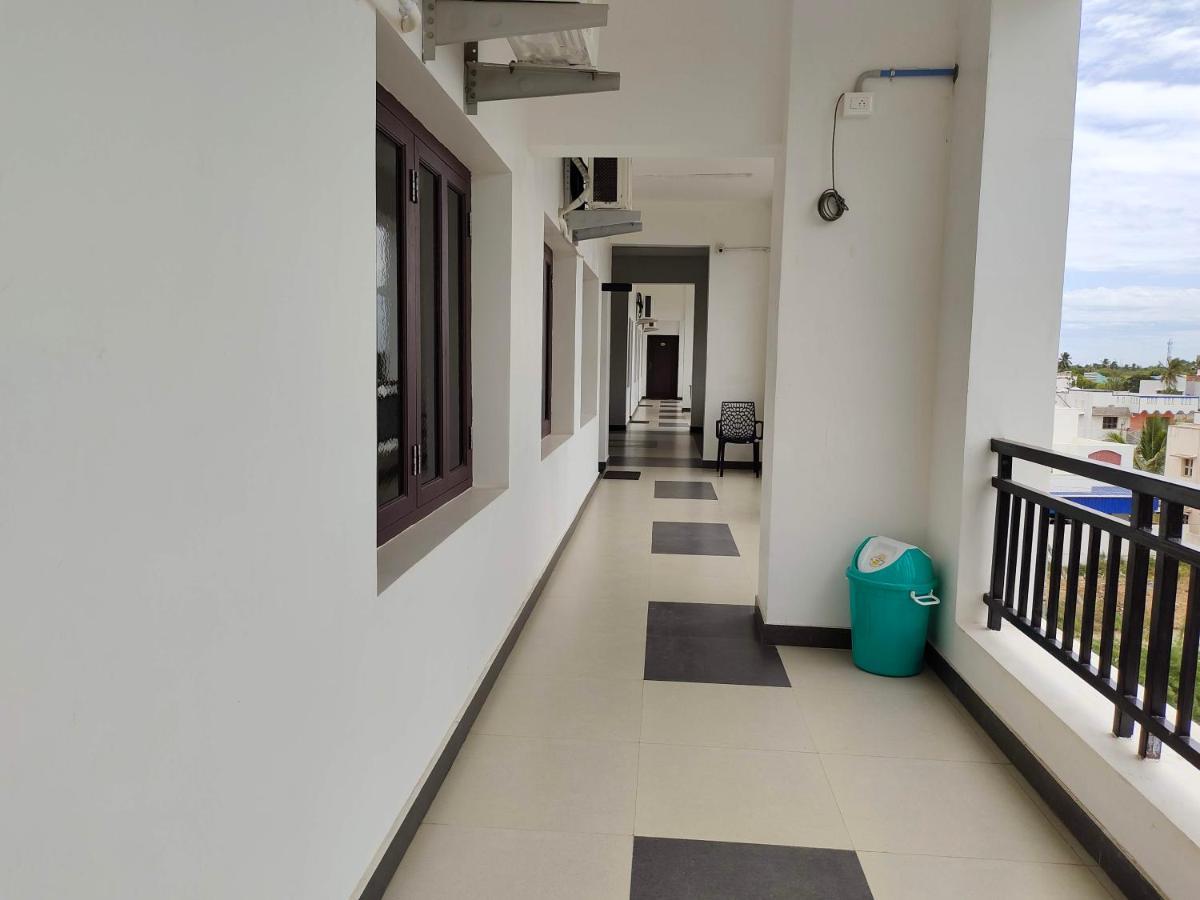 John Towers Hotel Тирунелвели Екстериор снимка