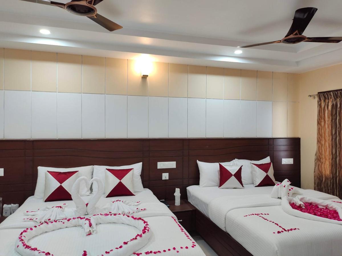John Towers Hotel Тирунелвели Екстериор снимка